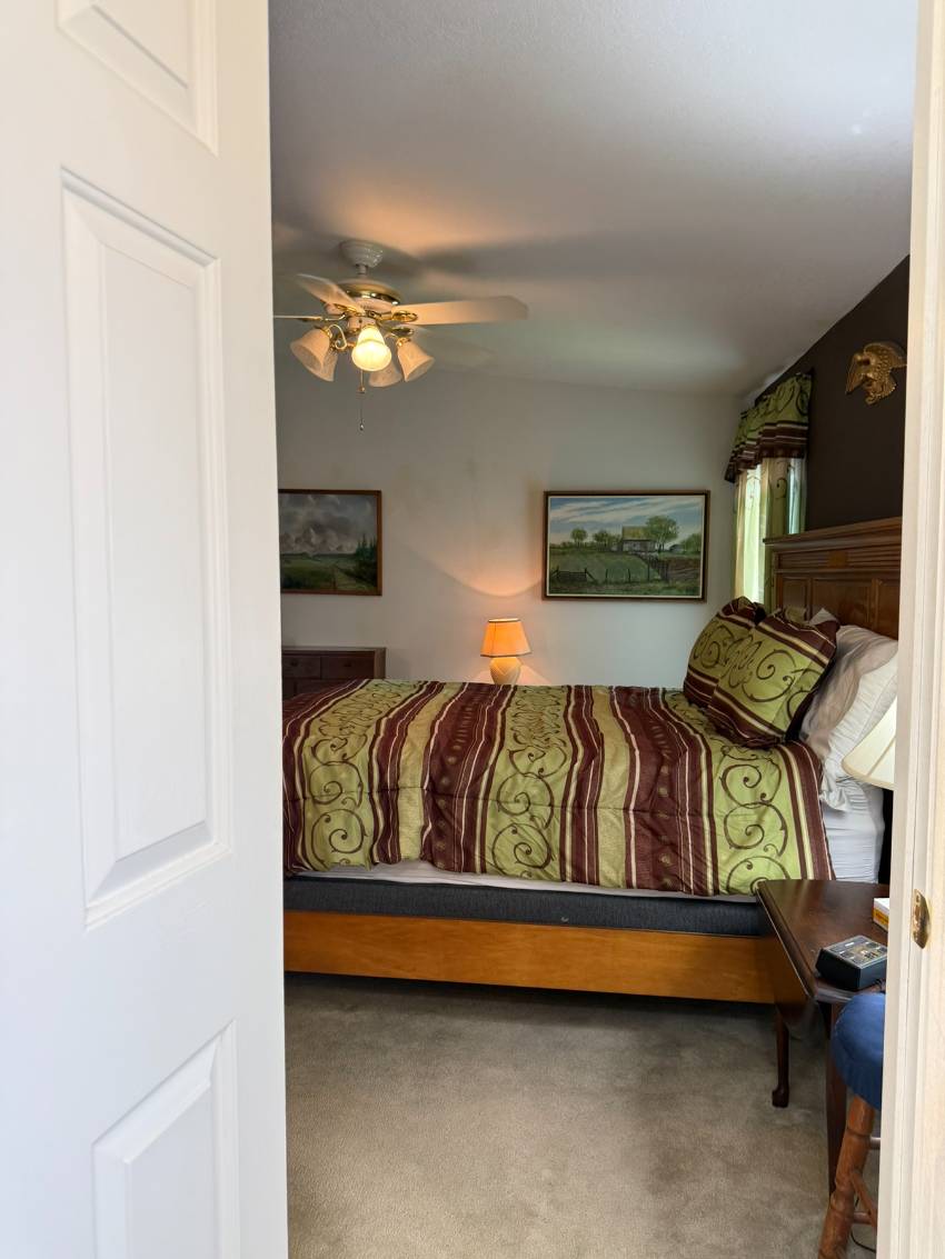105 Bougenvilea Terrace a Parrish, FL Mobile or Manufactured Home for Sale